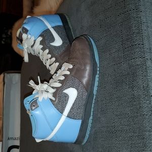 Nike dunk high women's size 7